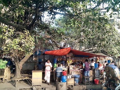 Photos of Kawran Bazar Bot Tala Bus Stop