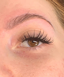 Photo n°17 de O'Regard Extensions de cils à Viennay (Institut de beauté)