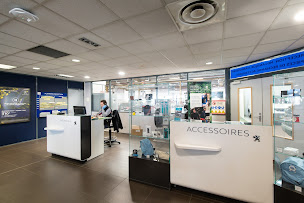 Photo n°6 de PEUGEOT STELLANTIS &YOU LYON RILLIEUX-LA-PAPE à Rillieux-la-Pape (Vendeur de voitures d'occasion)