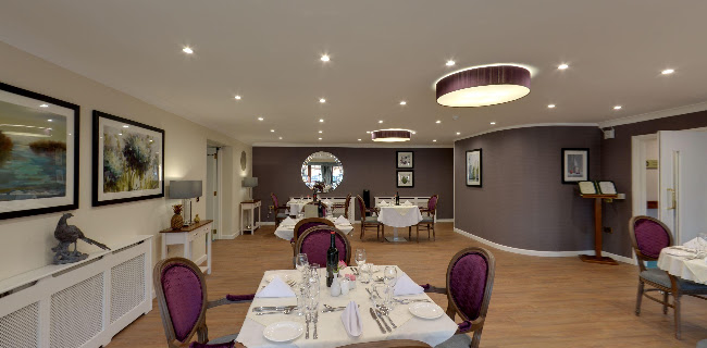 Barchester - The Warren Care Home Open Times