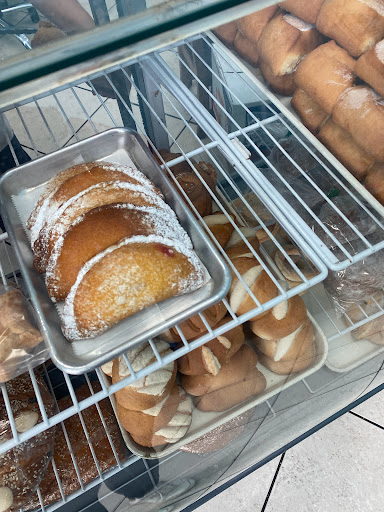 Quetzal Bakery - Thumbnail
