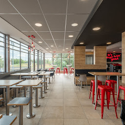 Photo n°60 de KFC Lyon Pierre Benite à Irigny (Restaurant de hamburgers)