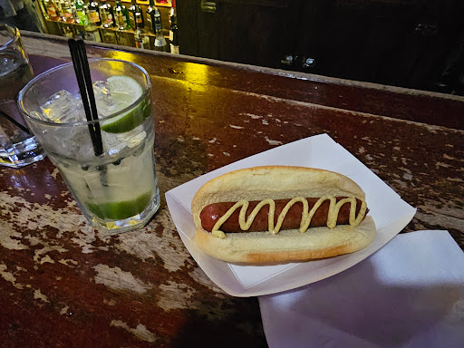 Hootinanny Dive Bar Extraordinairr - Thumbnail