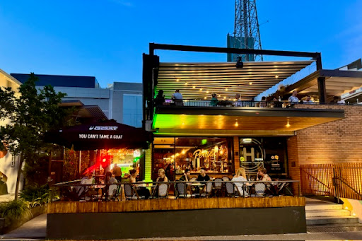 Mr PP's Rooftop and Laneway - Thumbnail