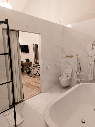 Hotel des Iris - Thumbnail