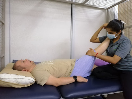 WELL NIBONG TEBAL PHYSIOTHERAPY 高渊物理治疗与复健