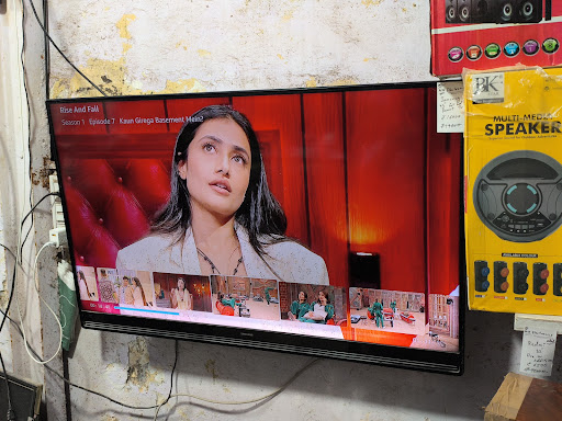 Samsung 43 inches smart LED TV adjust 16000 post image