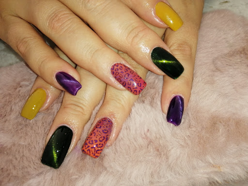Cherry nails Ags - Visual