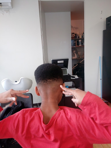 Studio 210 - Hairstyle Barbershop & Salon - Thumbnail