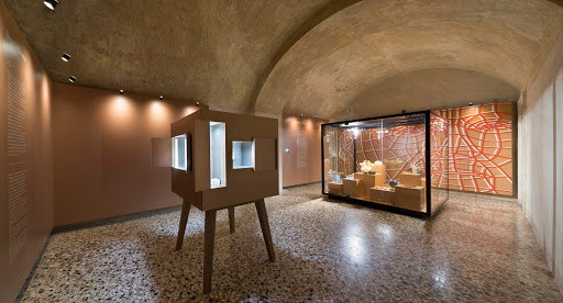 Museum of Jewelry