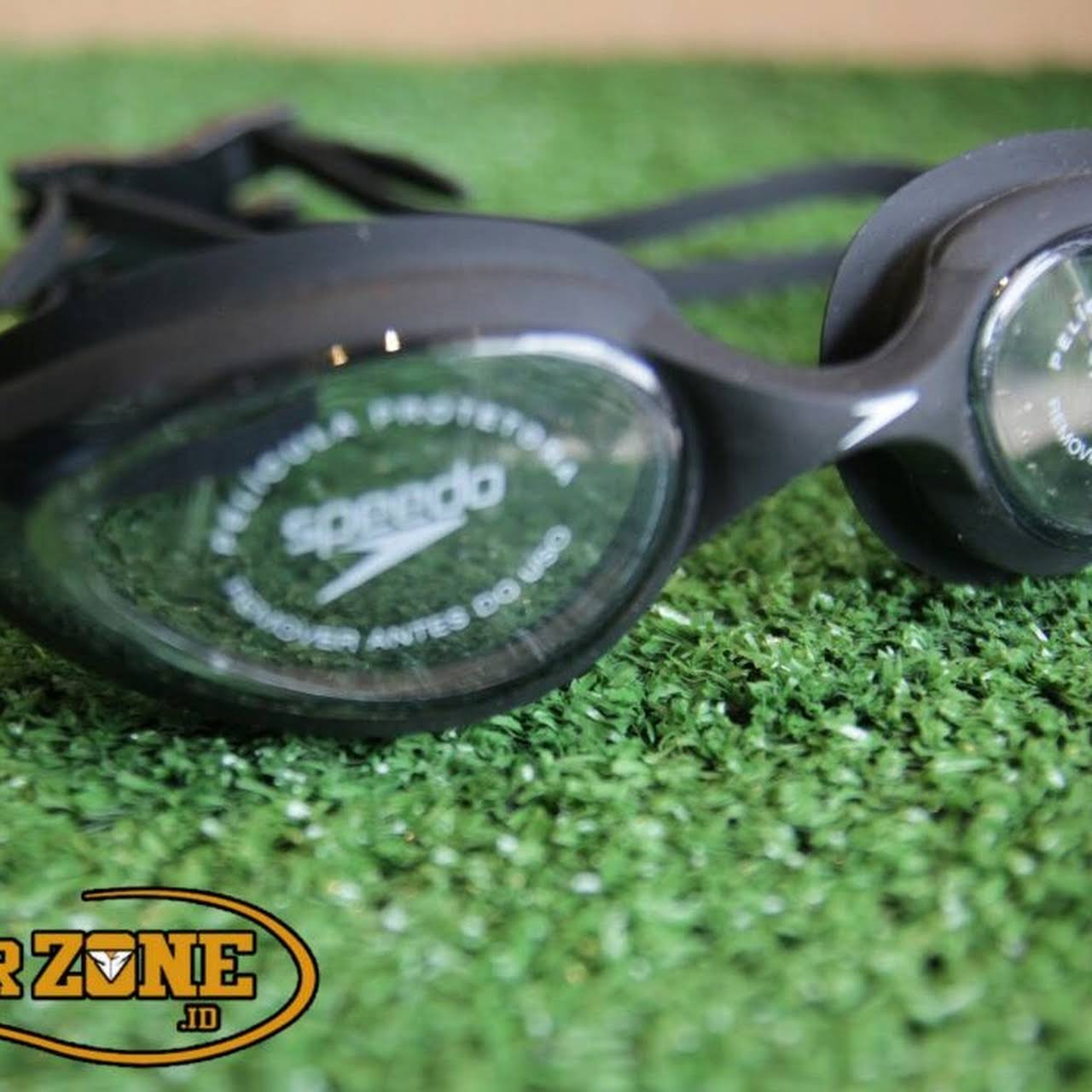 Toko Sepatu  dan Olahraga Sneaker Zone Malang  Specs 