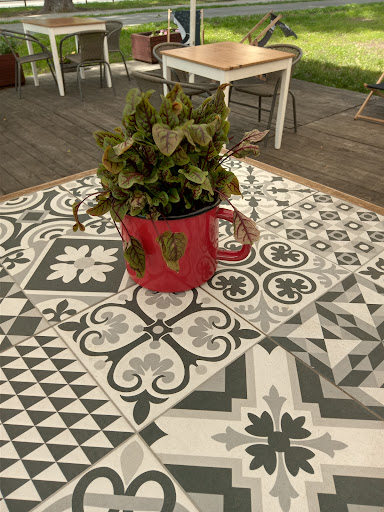 Nie Lubię Poniedziałków (dawniej Knajpa Sami Swoi)