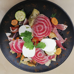 Photo n°10 de Bar Brasserie Les Remparts Pompadour à Arnac-Pompadour (Bar)