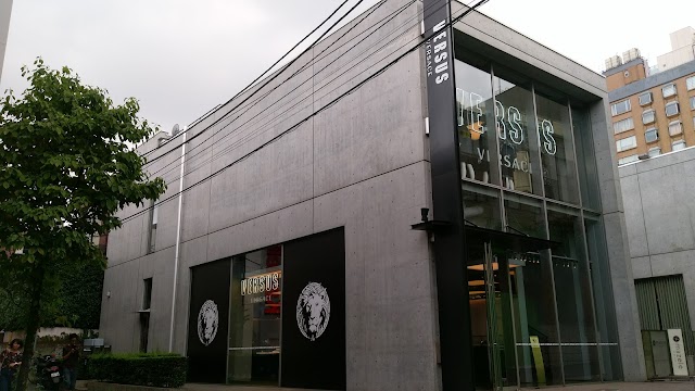 Prada Tokyo Aoyama