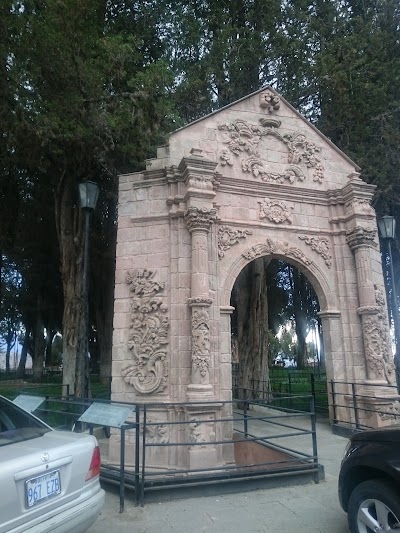 Photos of Libertador Simon Bolivar College