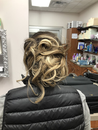 Heidi Woods Hair Design/ inside of Salon 1010 - Thumbnail