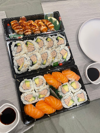 Hoshar Sushi and Dumplings Catering