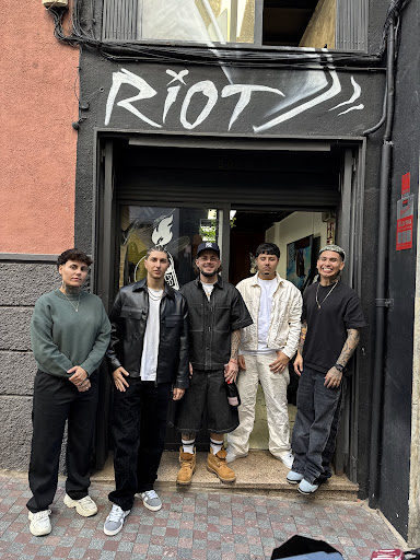 Riot Santa Cruz Babershop