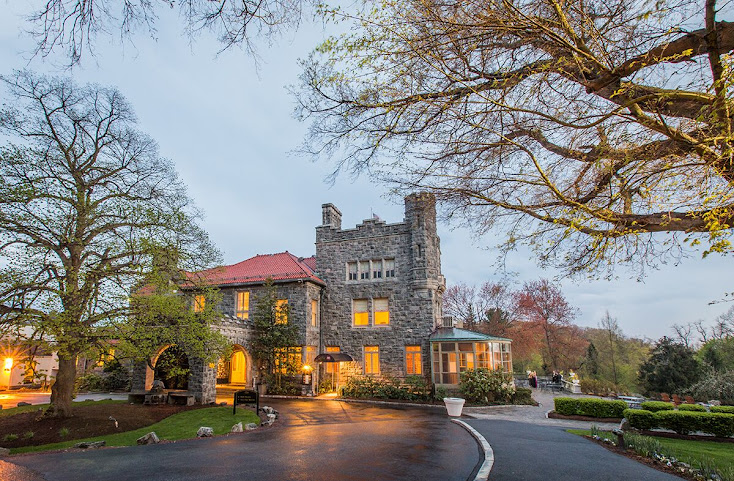 Tarrytown House Estate by null