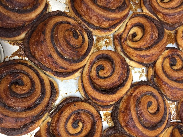 Nabolom Bakery - Pizzeria