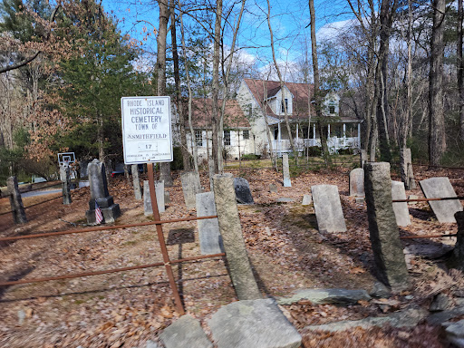 Rhode Island Historical Cemetery: North Smithfield No.17 - Thumbnail