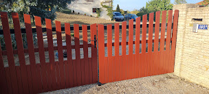 Photo n°7 de NR. PEINTURE à Lentilly (Service de pose de parquet)