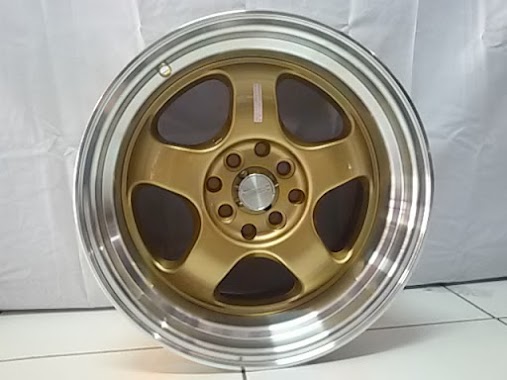 Toko Velg dan Ban Mobil Project Wheel, Author: project wheel