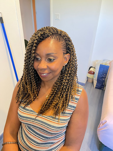 Coiffure africaine Djamanan africa coiffure - Thumbnail