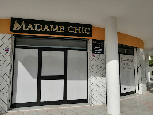 Madame Chic di Maria Tina Tripicchio