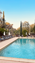 Photo n°24 de Le Kabanon des Ecuries de l'Aube à Saint-Marc-Jaumegarde (Restaurant français)