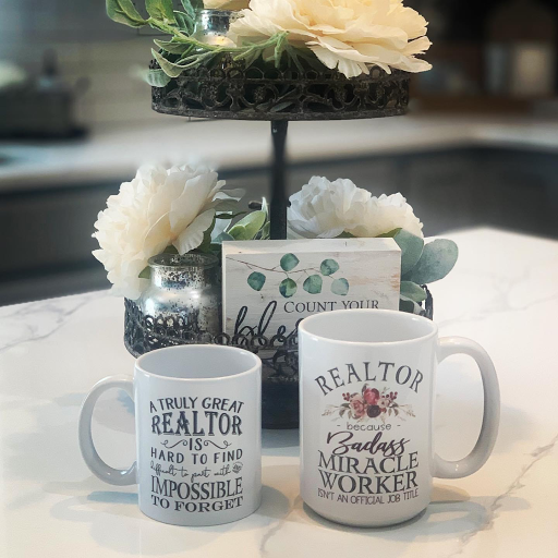 Chris & Amanda Jones - Realtors - Associates Realty Gallery - United States