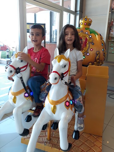 Photos of Zeyland Avm