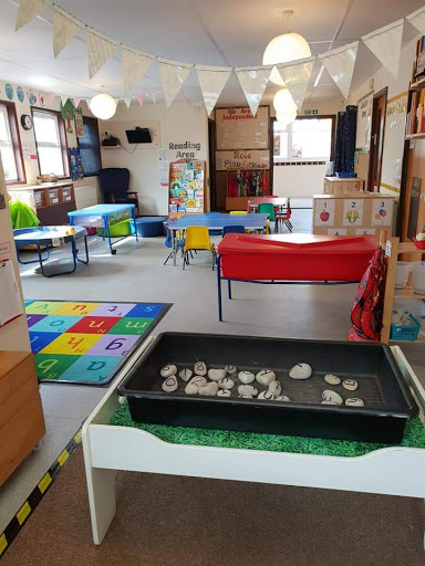 2 to school pre-school - Thumbnail