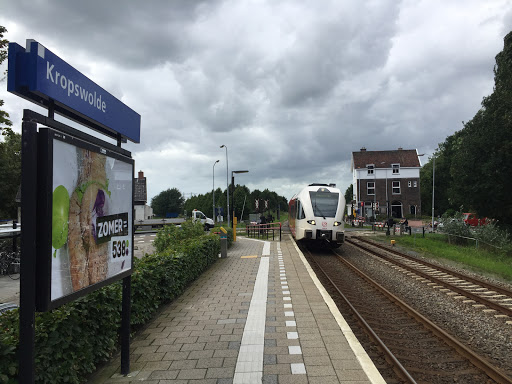 Kropswolde Railway Station - Thumbnail
