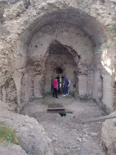 Ninfeo Grotta Astolfa - Thumbnail