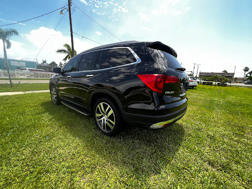 Exquisite Autos - Visual