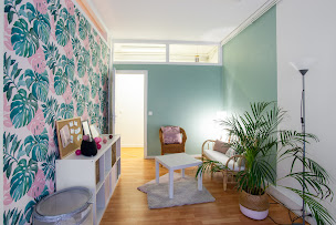 Photo n°3 de Manon HEBERT Ostéopathe et massages Paris 20 (Gambetta) à Paris (Ostéopathe)