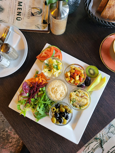Café Jenseits - Visual