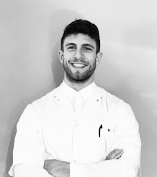 Photo n°1 de Dr Jonathan Hourtal - Chirurgie du Genou Toulouse - Chirurgie de la Hanche - Chirurgie Orthopédique à Cornebarrieu (Chirurgien orthopédiste)