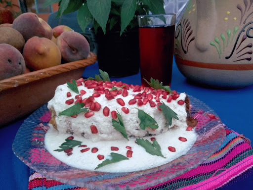 Chiles En Nogada "Chialistli"