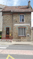 La Poste Agence Communale à Villeneuve-les-Bordes