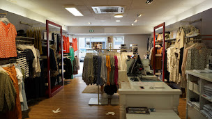 Photo n°2 de Bréal à Lamballe-Armor (Magasin de vêtements pour femmes)