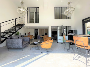 Photo n°8 de Agence CENTURY 21 Sud Habitat Fréjus | Agence Immobilière Fréjus à Fréjus (Agence de location immobilière)