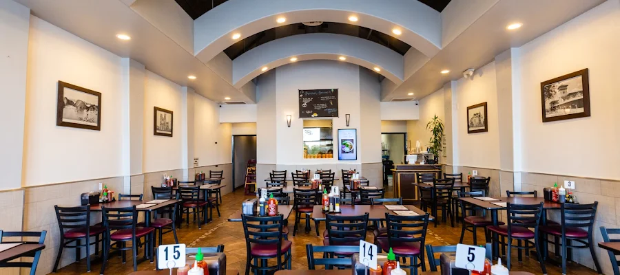 Phở Phi Restaurant