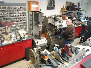 Photo n°2 de Cordonnerie clés minute de la poste à Vitry-sur-Seine (Service de reproduction de clés)