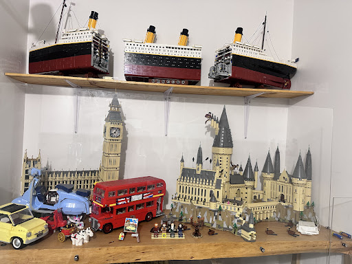 Spikes Bricks And Models - Thumbnail