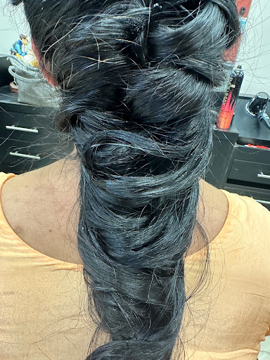 MUMTAZ BEAUTY SALON - Thumbnail