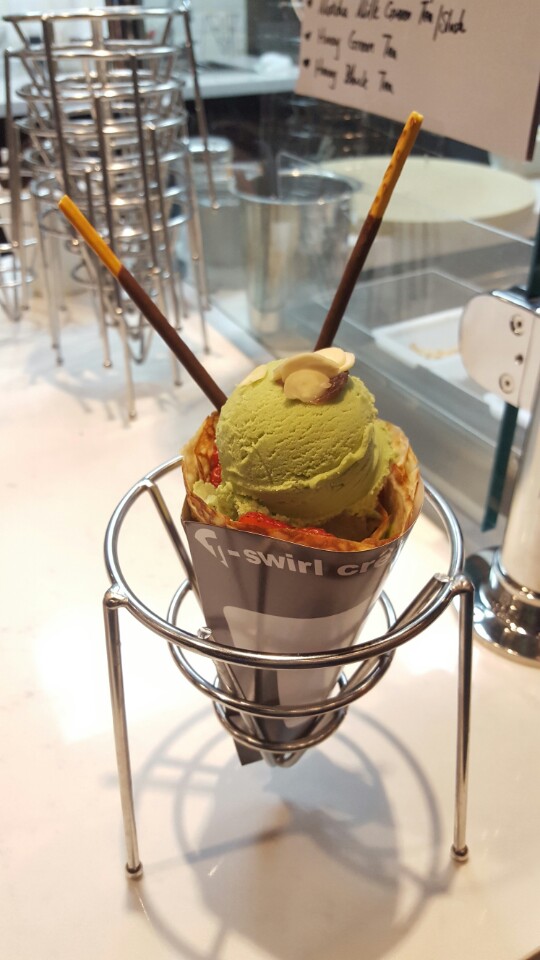 T-Swirl Crepe