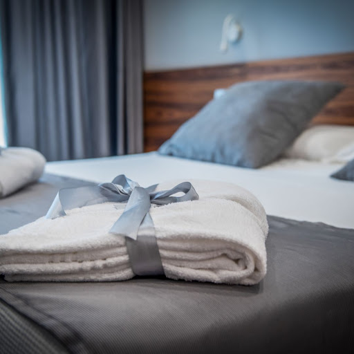 Looking for a clean, safe, and budget-friendly place to stay in Pilibhit? Our guest house offers…