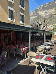 Photo n°37 de La Glycine à Montmélian (Bar)